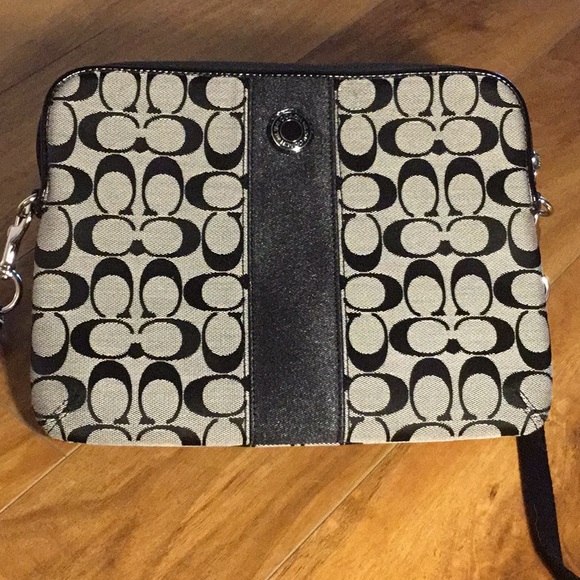 Coach Accessories - Hard to Find Coach Crossbody Tablet Messenger Bag